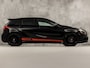 Mercedes-Benz A-klasse 200 AMG Sport 156Pk (BLACK PACK, NAVIGATIE, LEDER, STOELVERWARMING, KUIPSTOELEN, GETINT GLAS, CRUISE, NIEUWE APK, NIEUWSTAAT)