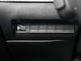 Peugeot 2008 100 PK Allure | Keyless entry | Parkeersensoren voor + achter | Camera achter | Rijklaar |
