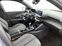 Peugeot 2008 100 PK Allure | Keyless entry | Parkeersensoren voor + achter | Camera achter | Rijklaar |