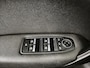 Renault Captur 1.6 E-Tech Plug-in Hybrid 160 Intens | Navigatie | Climate Control | Parkeersensoren achter | Apple Carplay & Android Auto