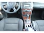 Mercedes-Benz B-klasse 200 AUTOMAAT PARKEERSENSOREN NAVI CLIMA TREKHAAK