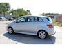 Mercedes-Benz B-klasse 200 AUTOMAAT PARKEERSENSOREN NAVI CLIMA TREKHAAK