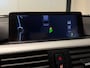 BMW 3-Serie 320i High Executive (GROOT NAVI, H&K AUDIO, STOELVERWARMING, CRUISE)
