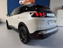 Peugeot 3008 1.2 PureTech CrossWay automaat / panoramadak / navigatie/ etc/nieuwe distributie/ NAP met 98378 km./ APK tot 08/2027.