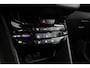 Peugeot 2008 1.2 Allure | Camera | Half lederen bekleding | Trekhaak