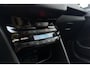 Peugeot 2008 1.2 PureTech Blue Lease Allure | Trekhaak | Navigatie pakket | Climate control | Panorama dak | Weinig kms !! | 130 pk | Li-metalen wielen | Camera achter |