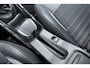 Peugeot 2008 1.2 PureTech Blue Lease Allure | Trekhaak | Navigatie pakket | Climate control | Panorama dak | Weinig kms !! | 130 pk | Li-metalen wielen | Camera achter |