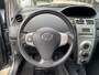 Toyota Yaris 1.3 VVTi NIEUWSTAAT AUTOMAAT 5 DEURS CLIMA L.M. VELGEN ELEKTR PAKKET