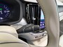 Volvo XC60 2.0 T6 Plug-in hybrid AWD Inscription Exclusive I Panoramadak I Elek. achterklep I Camera I CarPlay I Stoelverwarming