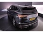 Skoda Enyaq iV 60 180pk Automaat Trekhaak, Warmtepomp, Adaptive cruise control, Navigatie, Parkeersensor achter, LED matrix koplampen, Stoelverwarming, App connect