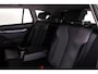 Skoda Enyaq iV 60 180pk Automaat Trekhaak, Warmtepomp, Adaptive cruise control, Navigatie, Parkeersensor achter, LED matrix koplampen, Stoelverwarming, App connect