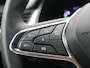 Renault Captur 1.3 mild hybrid 160 esprit Alpine / Navigatie via Apple Carplay of Android Auto / Trekgewicht 1200 kg / Stoelverwarming / Achteruitrijcamera / Cruise control / Climate control /