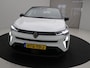Renault Captur 1.3 mild hybrid 160 esprit Alpine / Navigatie via Apple Carplay of Android Auto / Trekgewicht 1200 kg / Stoelverwarming / Achteruitrijcamera / Cruise control / Climate control /