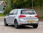 Volkswagen Golf 1.2 TSI Highline 5DR*Stoelverwarming*Airco*Trekhaak*LM velgen*Parkeersensoren*APK*