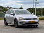 Volkswagen Golf 1.2 TSI Highline 5DR*Stoelverwarming*Airco*Trekhaak*LM velgen*Parkeersensoren*APK*