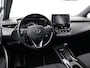 Toyota Corolla 1.8 Hybrid Active Automaat / Apple CarPlay & Android Auto / Historie aanwezig / Trekhaak afneembaar / Parkeersensoren voor & achter / Navigatie / Adaptieve Cruise Control / Airco Climate Control / LMV /