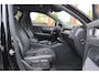Volvo XC40 1.5 T4 Recharge R-Design | Panoramadak | Stoelverwarming | Camera | H/K | Glossy Black | Keyless