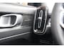 Volvo XC40 1.5 T4 Recharge R-Design | Panoramadak | Stoelverwarming | Camera | H/K | Glossy Black | Keyless