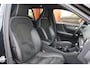 Volvo XC40 1.5 T4 Recharge R-Design | Panoramadak | Stoelverwarming | Camera | H/K | Glossy Black | Keyless