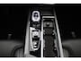 Volvo XC60 T8 Plug-in hybrid AWD Ultra Dark Exec. Ed. | Bowers&Wilkins | Snel Rijden | Luchtvering | Massage / Stoelkoeling | 22 inch |