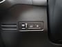 Volvo XC40 1.5 T4 Recharge Inscription 211PK Aut. SOH 92,5%, Trekhaak, Adaptieve Cruise Control, Achteruitrijcamera, Parkeersensoren voor en achter, 19" LM Velgen, Stoelverwarming