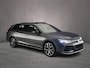 Volkswagen Passat Variant R-Line Edition 1.5 TSI eHybrid 272pk DSG Automaat Trekhaak, Panoramadak, Black Style, Adaptive cruise control, Achteruitrijcamera, LED matrix koplampen