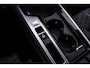 Volkswagen Passat Variant R-Line Edition 1.5 TSI eHybrid 272pk DSG Automaat Trekhaak, 360 camera, Panoramadak, Adaptive cruise control, Black Style, Achteruitrijcamera