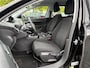 Peugeot 308 1.2 VTi Active | D-Riem & Koppeling vv | Navi | PDC | Cruise | Airco | Bluetooth| ORG NL |