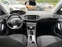 Peugeot 308 1.2 VTi Active | D-Riem & Koppeling vv | Navi | PDC | Cruise | Airco | Bluetooth| ORG NL |