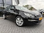 Peugeot 308 1.2 VTi Active | D-Riem & Koppeling vv | Navi | PDC | Cruise | Airco | Bluetooth| ORG NL |