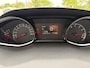 Peugeot 308 1.2 VTi Active | D-Riem & Koppeling vv | Navi | PDC | Cruise | Airco | Bluetooth| ORG NL |
