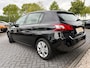 Peugeot 308 1.2 VTi Active | D-Riem & Koppeling vv | Navi | PDC | Cruise | Airco | Bluetooth| ORG NL |