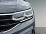 Volkswagen Tiguan 1.4 TSI eHybrid R-Line Business+ Navigatie 'Discover Media' | Design Pakket Exterieur 'Black Style' | Parkeersensoren voor en achter