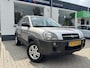 Hyundai Tucson 2.0i|ACTIVE|TREKHAAK|APK 07-2027|