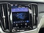 Volvo V60 Cross Country 2.0 B5 AWD Ultimate | Achteruitrijcamera | Apple Carplay/Android Auto|telefoonintegratie premium | Bots herkenning en activatie