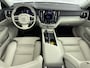 Volvo V60 Cross Country 2.0 B5 AWD Ultimate | Achteruitrijcamera | Apple Carplay/Android Auto|telefoonintegratie premium | Bots herkenning en activatie