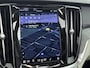Volvo V60 Cross Country 2.0 B5 AWD Ultimate | Achteruitrijcamera | Apple Carplay/Android Auto|telefoonintegratie premium | Bots herkenning en activatie