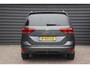 Volkswagen Touran 1.5 TSI Highline - 7 PERS - TREKHAAK - ADAPT. CRUISE - AUTOMAAT -