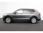 Volkswagen Tiguan Allspace 1.5 TSI 150pk DSG HighLine 7p. Navigatie Climate Control Lichtmetalen velgen Electrische Achterklep DAB Led Stoelverwarming