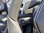 Peugeot 3008 1.6 HYbrid 180 PK Allure Pack Business | Automaat | Plug-In Hybride tot 50 KM Elektrisch | Navigatie | LED Verlichting | Climate Control | Dode Hoek Detectie | Adaptieve Cruise Control | Camera | Parkeersensoren V+A | 19" Lichtmetalen Velgen | Hoge Zitpositie | Apple Carplay & Android Auto | Keyless Entry |