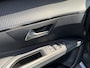 Peugeot 3008 1.6 HYbrid 180 PK Allure Pack Business | Automaat | Plug-In Hybride tot 50 KM Elektrisch | Navigatie | LED Verlichting | Climate Control | Dode Hoek Detectie | Adaptieve Cruise Control | Camera | Parkeersensoren V+A | 19" Lichtmetalen Velgen | Hoge Zitpositie | Apple Carplay & Android Auto | Keyless Entry |