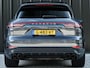 Porsche Cayenne 3.0 E-Hybrid NL-Auto | Dealeronderhouden | Panoramadak | 18 Wegs Memory Seats | Bose | 360 Camera | HUD | Achterasbesturing | Sport Chrono | Luchtvering | Soft Close | Ambiance Interieur |