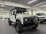 Land Rover Defender 2.5 TD5 110 SW S/ Trekhaak/ 9 persoons/ Lederen bekleding