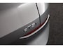 Volkswagen T-Roc 1.5 eTsi 150pk DSG R-Line First Edition Trekhaak Camera Stoelverwarming Keyless Virtual Cockpit Navigatie