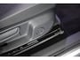 Volkswagen T-Roc 1.5 eTsi 150pk DSG R-Line First Edition Trekhaak Camera Stoelverwarming Keyless Virtual Cockpit Navigatie