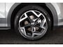 Volkswagen T-Roc 1.5 eTsi 150pk DSG R-Line First Edition Trekhaak Camera Stoelverwarming Keyless Virtual Cockpit Navigatie