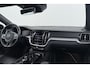 Volvo V60 2.0 T8 Recharge AWD R-Design | Uitklap. Trekhaak | Panorama dak | CarPlay | Pilot Assist | Blind Spot |