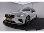 Volvo V60 2.0 T8 Recharge AWD R-Design | Uitklap. Trekhaak | Panorama dak | CarPlay | Pilot Assist | Blind Spot |