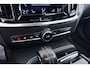 Volvo V60 2.0 T8 Recharge AWD R-Design | Uitklap. Trekhaak | Panorama dak | CarPlay | Pilot Assist | Blind Spot |