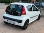 Peugeot 107 1.0-12V Millesim 200 APK 18-08-2027 GROOT SCHERM 5 DEURS